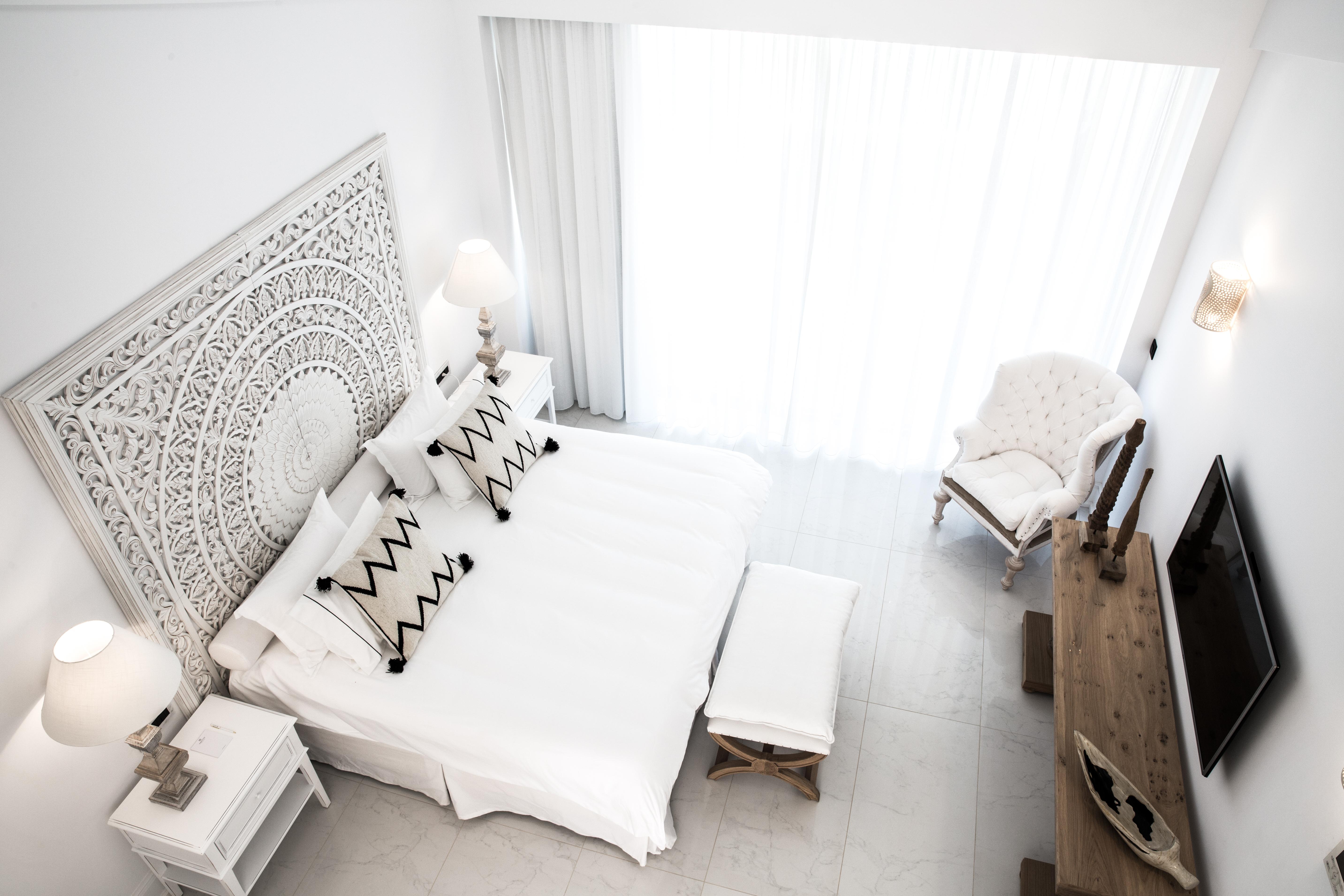 Abaton Island & Resort 5*