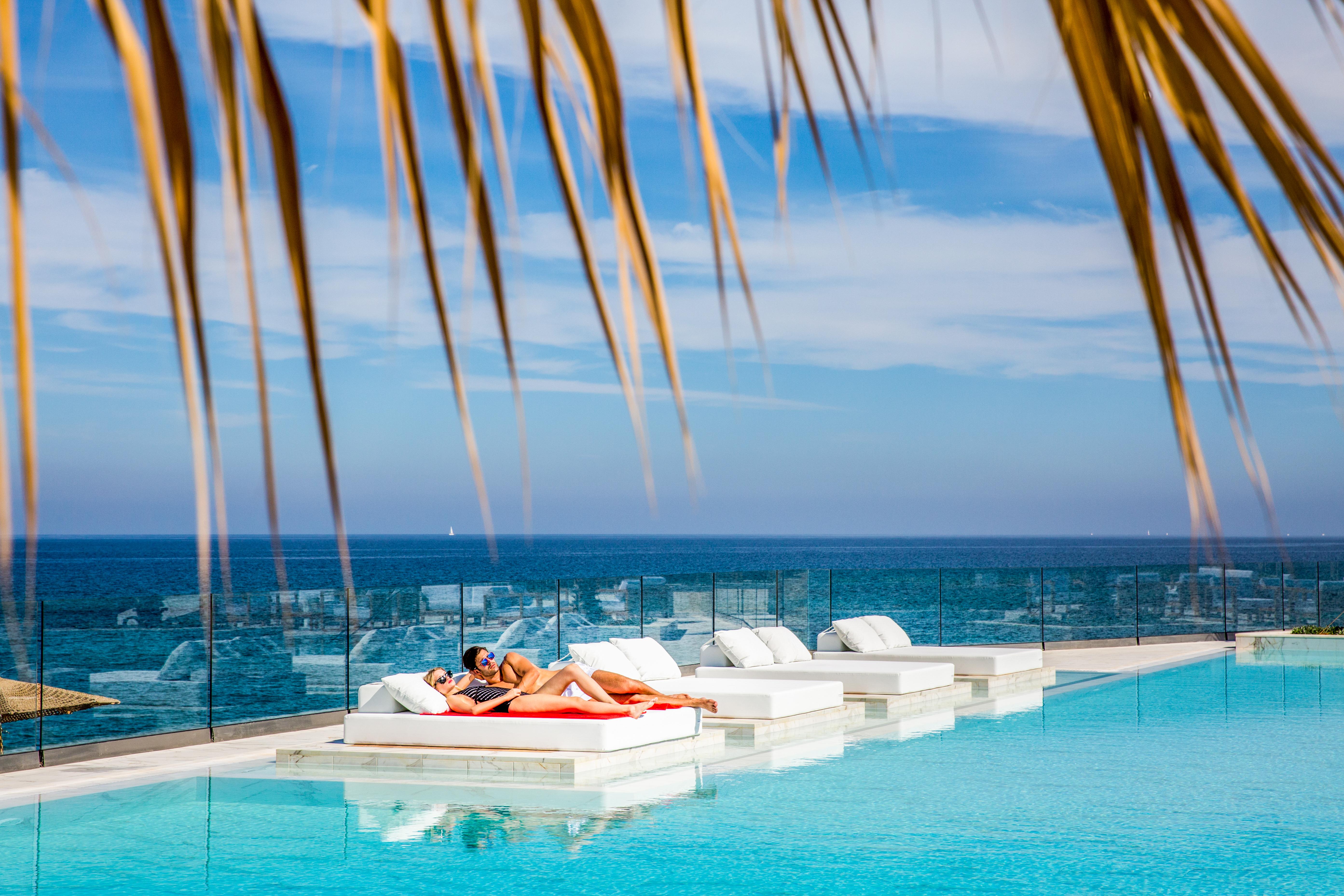 Resort Abaton Island &